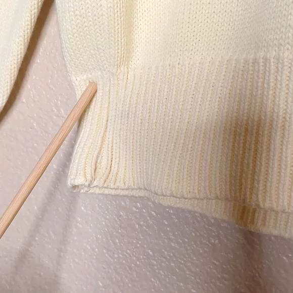 Vintage Lands' End Men's Cream Knit Long Sleeve  V-Neck Sweater Top Size XL - Picture 4 of 12